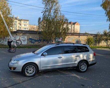Фольксваген Пассат 2008 в Здолбунове на Automoto.ua Серый Фольксваген Пассат, объемом двигателя 2 л и пробегом 400 тыс. км за 5899 $, фото 5 на Automoto.ua