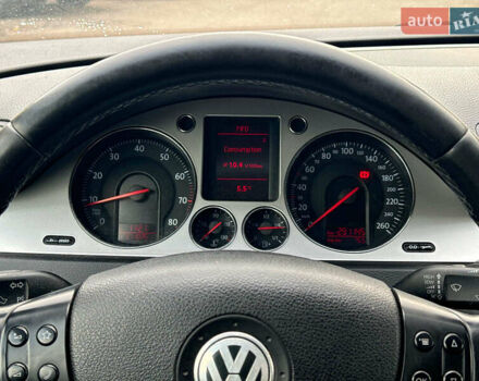 Серый Фольксваген Пассат, объемом двигателя 1.8 л и пробегом 292 тыс. км за 8740 $, фото 25 на Automoto.ua