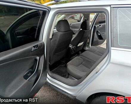 Серый Фольксваген Пассат, объемом двигателя 3.2 л и пробегом 298 тыс. км за 6250 $, фото 7 на Automoto.ua