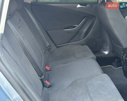 Серый Фольксваген Пассат, объемом двигателя 1.97 л и пробегом 358 тыс. км за 5500 $, фото 8 на Automoto.ua