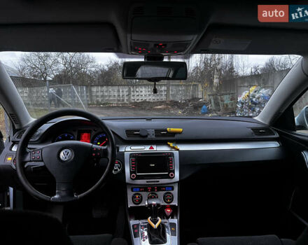 Серый Фольксваген Пассат, объемом двигателя 1.97 л и пробегом 386 тыс. км за 4999 $, фото 8 на Automoto.ua