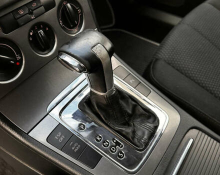 Серый Фольксваген Пассат, объемом двигателя 1.97 л и пробегом 349 тыс. км за 4850 $, фото 30 на Automoto.ua