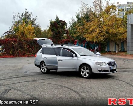 Серый Фольксваген Пассат, объемом двигателя 3.2 л и пробегом 298 тыс. км за 6250 $, фото 3 на Automoto.ua