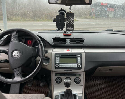 Серый Фольксваген Пассат, объемом двигателя 1.9 л и пробегом 305 тыс. км за 6600 $, фото 12 на Automoto.ua