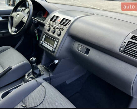 Сірий Фольксваген Пассат, об'ємом двигуна 1.8 л та пробігом 199 тис. км за 7500 $, фото 14 на Automoto.ua