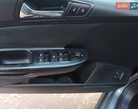 Сірий Фольксваген Пассат, об'ємом двигуна 1.8 л та пробігом 300 тис. км за 7099 $, фото 4 на Automoto.ua