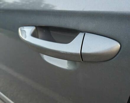 Серый Фольксваген Пассат, объемом двигателя 2 л и пробегом 304 тыс. км за 4900 $, фото 18 на Automoto.ua