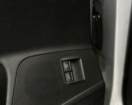 Серый Фольксваген Пассат, объемом двигателя 1.97 л и пробегом 349 тыс. км за 4850 $, фото 33 на Automoto.ua