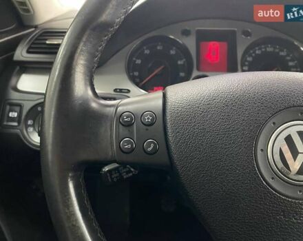 Серый Фольксваген Пассат, объемом двигателя 1.8 л и пробегом 198 тыс. км за 7290 $, фото 20 на Automoto.ua