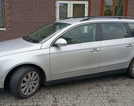 Серый Фольксваген Пассат, объемом двигателя 1.8 л и пробегом 220 тыс. км за 6300 $, фото 1 на Automoto.ua
