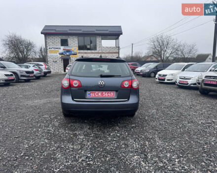Серый Фольксваген Пассат, объемом двигателя 1.6 л и пробегом 243 тыс. км за 6450 $, фото 18 на Automoto.ua