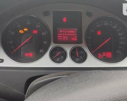 Сірий Фольксваген Пассат, об'ємом двигуна 1.8 л та пробігом 131 тис. км за 6500 $, фото 12 на Automoto.ua