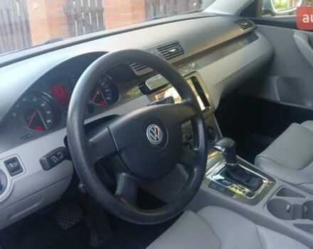 Серый Фольксваген Пассат, объемом двигателя 2 л и пробегом 235 тыс. км за 7000 $, фото 3 на Automoto.ua