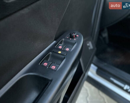 Сірий Фольксваген Пассат, об'ємом двигуна 1.97 л та пробігом 296 тис. км за 6750 $, фото 32 на Automoto.ua