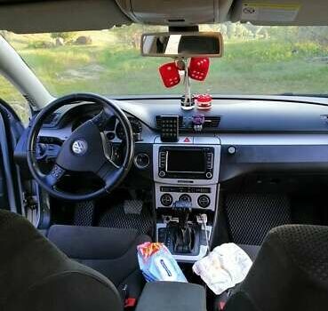 Серый Фольксваген Пассат, объемом двигателя 2 л и пробегом 263 тыс. км за 7300 $, фото 5 на Automoto.ua