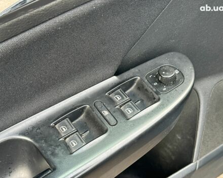 Серый Фольксваген Пассат, объемом двигателя 1.8 л и пробегом 292 тыс. км за 8740 $, фото 11 на Automoto.ua