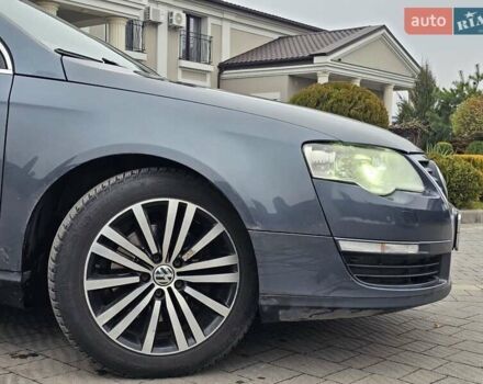 Серый Фольксваген Пассат, объемом двигателя 1.97 л и пробегом 302 тыс. км за 4950 $, фото 41 на Automoto.ua