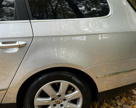 Серый Фольксваген Пассат, объемом двигателя 1.97 л и пробегом 330 тыс. км за 7499 $, фото 5 на Automoto.ua