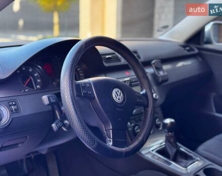 Сірий Фольксваген Пассат, об'ємом двигуна 1.4 л та пробігом 306 тис. км за 4900 $, фото 38 на Automoto.ua