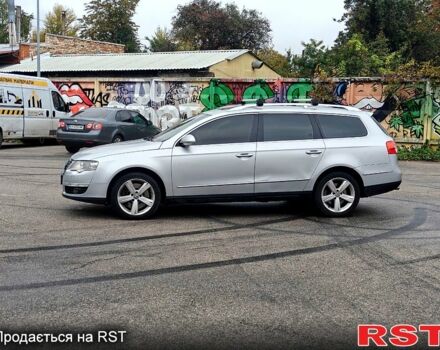 Серый Фольксваген Пассат, объемом двигателя 3.2 л и пробегом 298 тыс. км за 6250 $, фото 8 на Automoto.ua