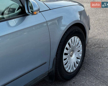 Сірий Фольксваген Пассат, об'ємом двигуна 1.9 л та пробігом 250 тис. км за 5350 $, фото 14 на Automoto.ua