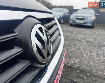 Серый Фольксваген Пассат, объемом двигателя 1.6 л и пробегом 243 тыс. км за 6450 $, фото 41 на Automoto.ua