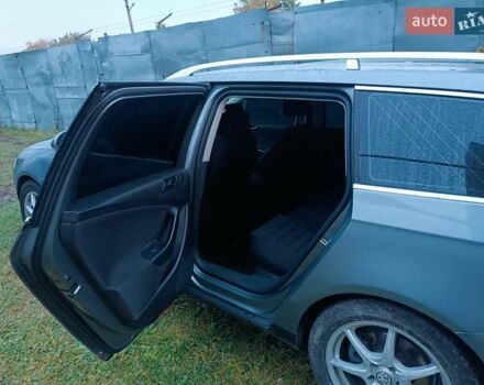 Серый Фольксваген Пассат, объемом двигателя 1.8 л и пробегом 223 тыс. км за 6700 $, фото 7 на Automoto.ua