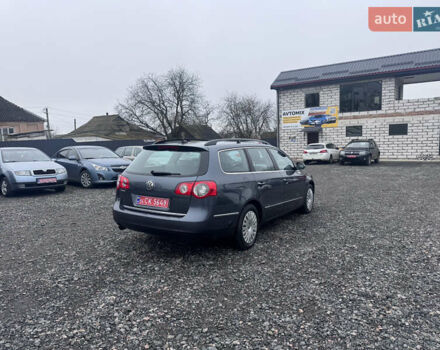 Серый Фольксваген Пассат, объемом двигателя 1.6 л и пробегом 243 тыс. км за 6450 $, фото 15 на Automoto.ua