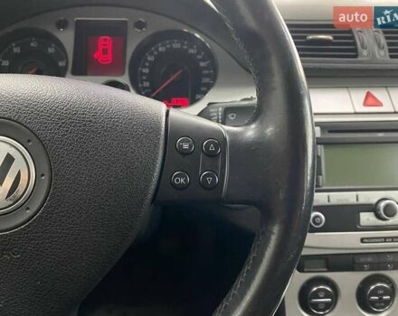 Сірий Фольксваген Пассат, об'ємом двигуна 1.8 л та пробігом 198 тис. км за 7490 $, фото 22 на Automoto.ua