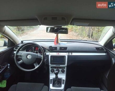Сірий Фольксваген Пассат, об'ємом двигуна 1.8 л та пробігом 300 тис. км за 7099 $, фото 6 на Automoto.ua