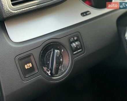 Сірий Фольксваген Пассат, об'ємом двигуна 1.8 л та пробігом 220 тис. км за 6800 $, фото 12 на Automoto.ua