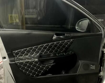 Сірий Фольксваген Пассат, об'ємом двигуна 1.97 л та пробігом 390 тис. км за 5000 $, фото 12 на Automoto.ua