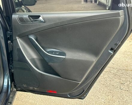 Серый Фольксваген Пассат, объемом двигателя 1.8 л и пробегом 292 тыс. км за 8740 $, фото 18 на Automoto.ua