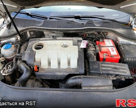 Серый Фольксваген Пассат, объемом двигателя 2 л и пробегом 263 тыс. км за 6800 $, фото 9 на Automoto.ua