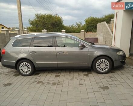 Сірий Фольксваген Пассат, об'ємом двигуна 2 л та пробігом 240 тис. км за 5500 $, фото 6 на Automoto.ua