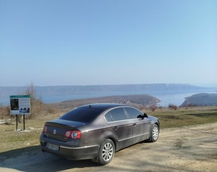 Серый Фольксваген Пассат, объемом двигателя 2 л и пробегом 315 тыс. км за 7000 $, фото 3 на Automoto.ua