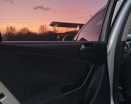 Фольксваген Пассат 2008 в Глубокой на Automoto.ua Серый Фольксваген Пассат, объемом двигателя 1.97 л и пробегом 385 тыс. км за 5999 $, фото 23 на Automoto.ua