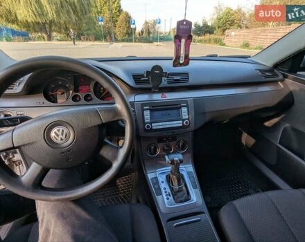 Фольксваген Пассат 2008 в Здолбунове на Automoto.ua Серый Фольксваген Пассат, объемом двигателя 2 л и пробегом 400 тыс. км за 5899 $, фото 13 на Automoto.ua