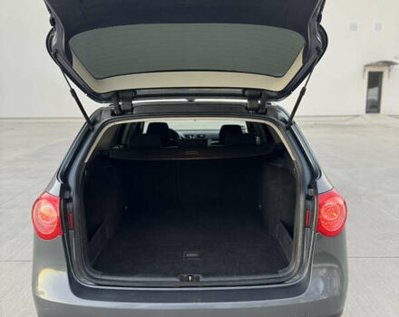 Сірий Фольксваген Пассат, об'ємом двигуна 1.97 л та пробігом 377 тис. км за 6500 $, фото 19 на Automoto.ua