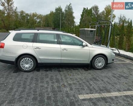 Серый Фольксваген Пассат, объемом двигателя 1.8 л и пробегом 215 тыс. км за 6600 $, фото 22 на Automoto.ua