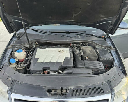 Сірий Фольксваген Пассат, об'ємом двигуна 1.97 л та пробігом 377 тис. км за 6500 $, фото 36 на Automoto.ua