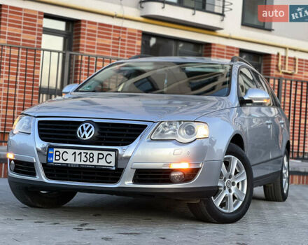 Сірий Фольксваген Пассат, об'ємом двигуна 2 л та пробігом 295 тис. км за 6999 $, фото 24 на Automoto.ua