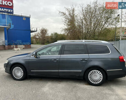 Серый Фольксваген Пассат, объемом двигателя 1.97 л и пробегом 300 тыс. км за 5000 $, фото 4 на Automoto.ua