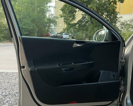 Сірий Фольксваген Пассат, об'ємом двигуна 1.39 л та пробігом 280 тис. км за 5700 $, фото 13 на Automoto.ua