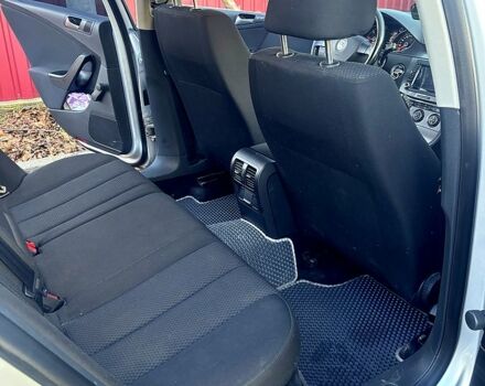 Серый Фольксваген Пассат, объемом двигателя 2 л и пробегом 220 тыс. км за 7500 $, фото 11 на Automoto.ua