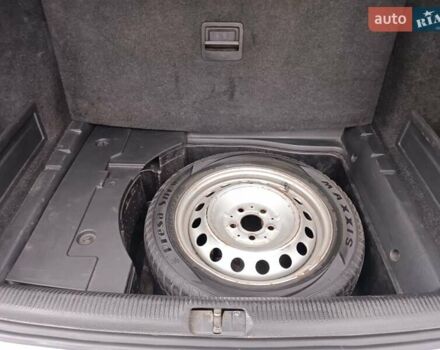 Сірий Фольксваген Пассат, об'ємом двигуна 1.9 л та пробігом 273 тис. км за 5999 $, фото 10 на Automoto.ua