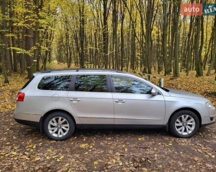 Серый Фольксваген Пассат, объемом двигателя 1.97 л и пробегом 355 тыс. км за 7200 $, фото 5 на Automoto.ua