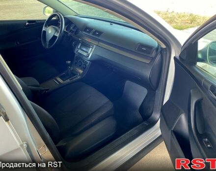 Серый Фольксваген Пассат, объемом двигателя 1.9 л и пробегом 290 тыс. км за 5600 $, фото 7 на Automoto.ua