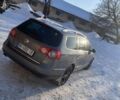 Серый Фольксваген Пассат, объемом двигателя 1.8 л и пробегом 230 тыс. км за 4400 $, фото 7 на Automoto.ua