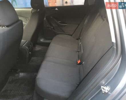 Серый Фольксваген Пассат, объемом двигателя 2 л и пробегом 284 тыс. км за 7000 $, фото 16 на Automoto.ua